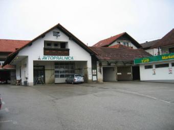 House with commercial space Ivancna Gorica